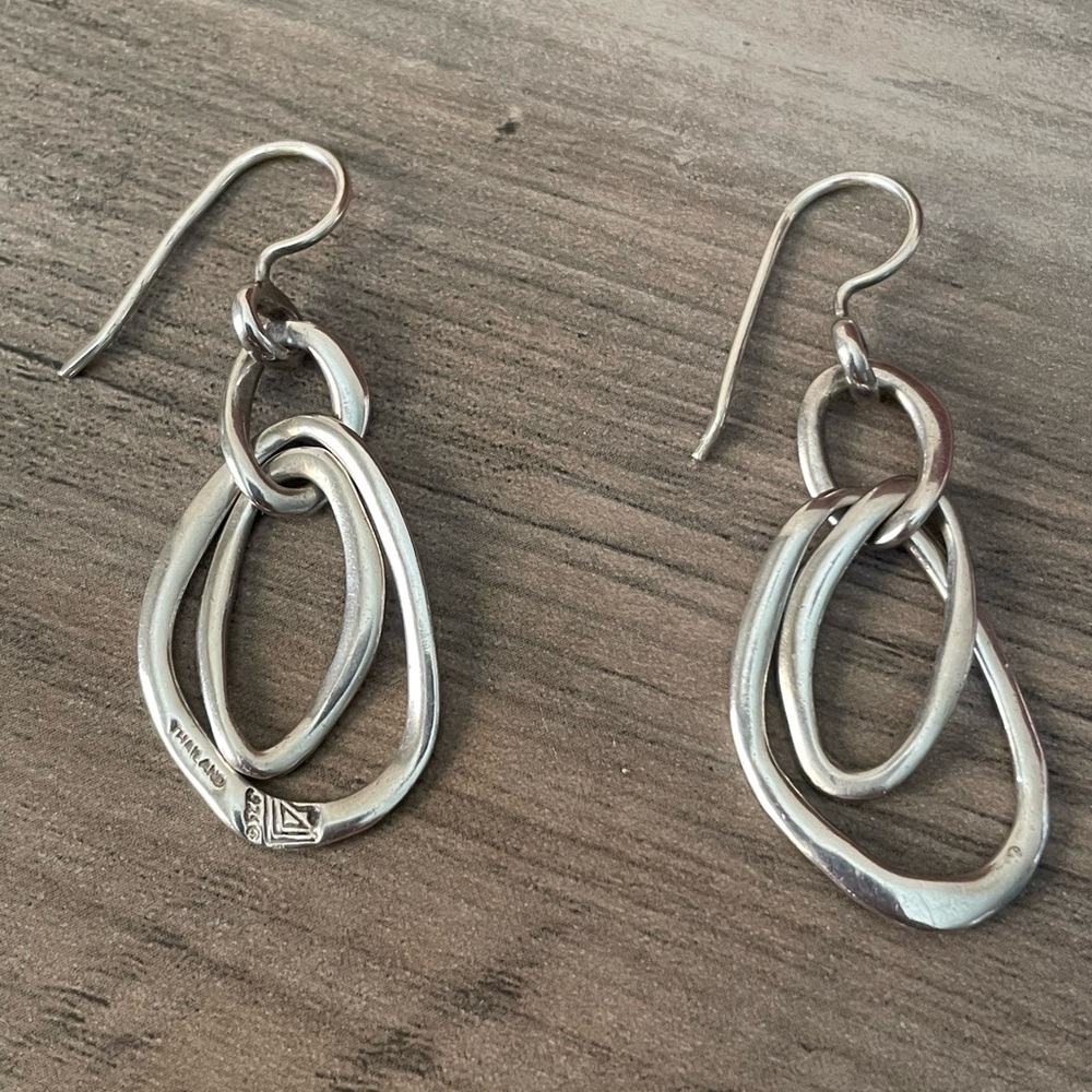 Silpada Sterling Silver Interwined Oval Link Drop
Dangle Earrings